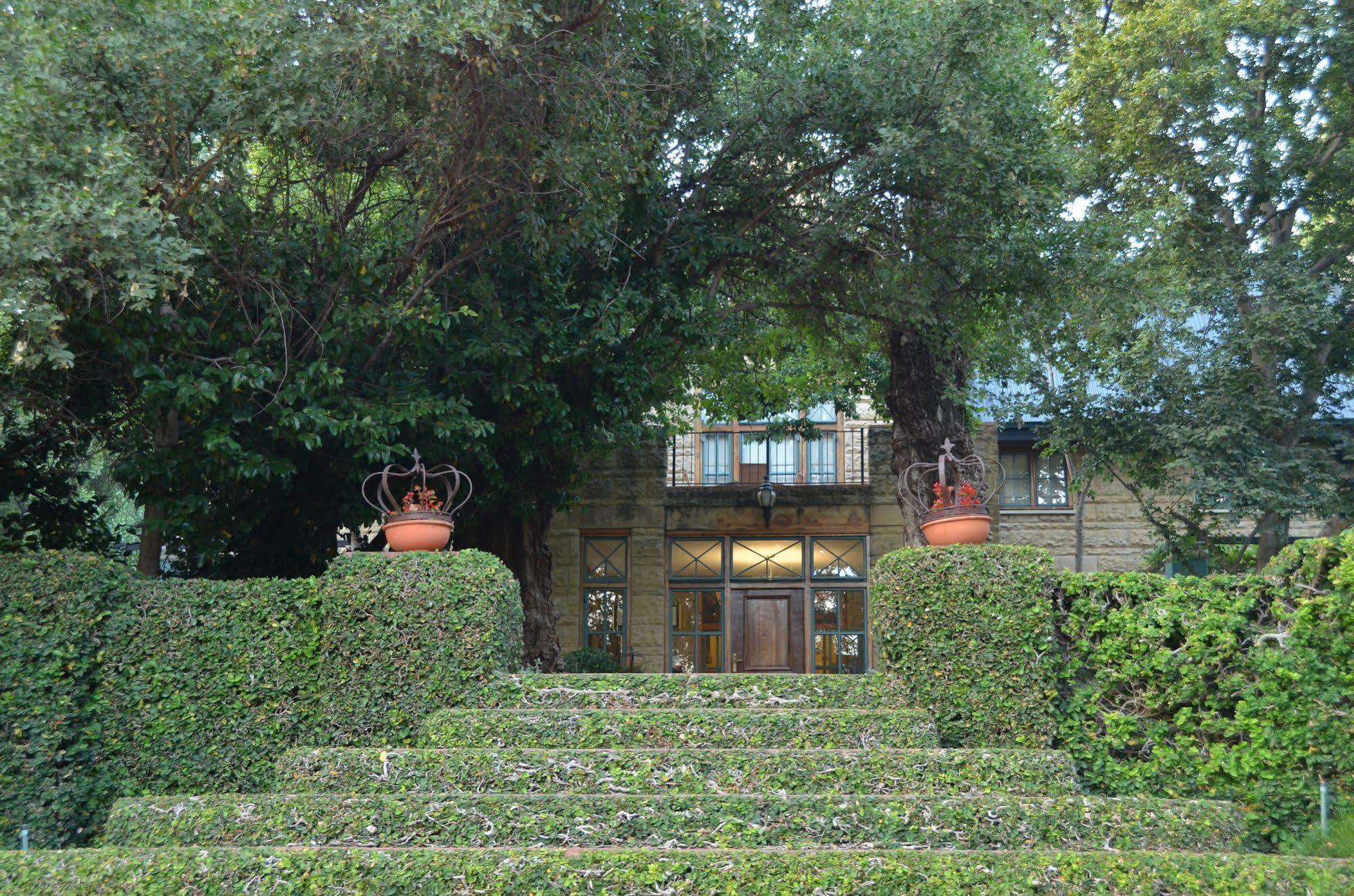 De Hoek Country Hotel Magaliesburg Exterior photo